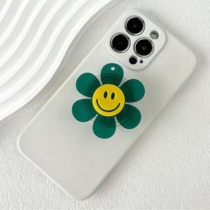 🆕 Flower Child Smiley Pop Socket Phone Attachment